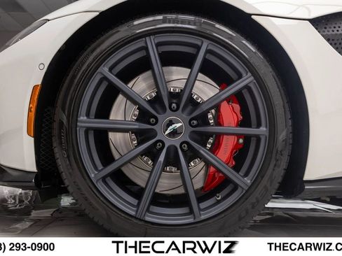Used 2019 Aston Martin V8 Vantage Coupe RWD image 10