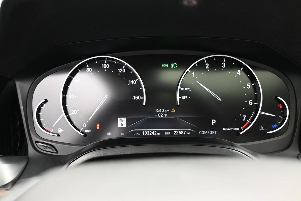 Used 2020 BMW 330i Sedan w/ Convenience Package RWD image 30