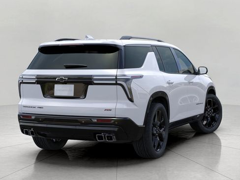 New 2026 Chevrolet Traverse RS w/ LPO, Floor Liner Package AWD/4WD image 4