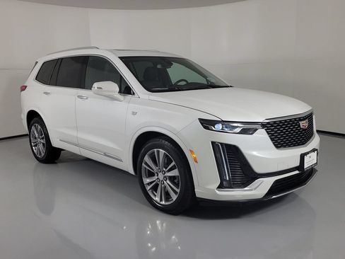 Certified 2024 Cadillac XT6 Premium Luxury w/ LPO, Floor Liner Package AWD/4WD image 1