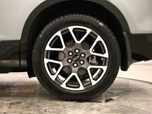 Used 2025 Chevrolet Blazer RS w/ Driver Confidence II Package image 35