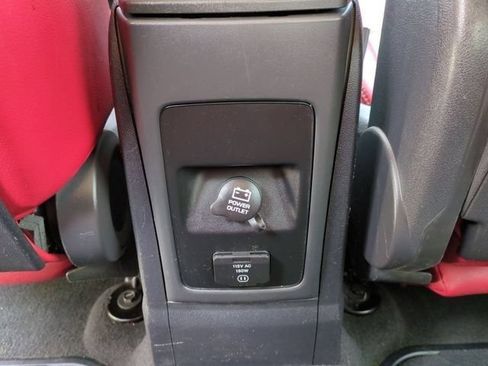 Used 2009 Dodge Journey SXT w/ Flexible Seating Group FWD image 18