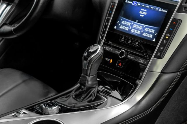 Used 2019 INFINITI Q60 3.0t Luxe RWD image 29