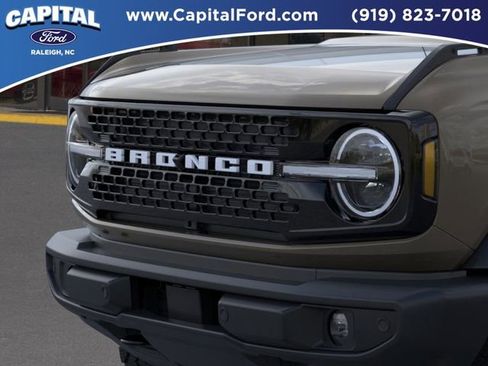 New 2025 Ford Bronco Outer Banks image 19