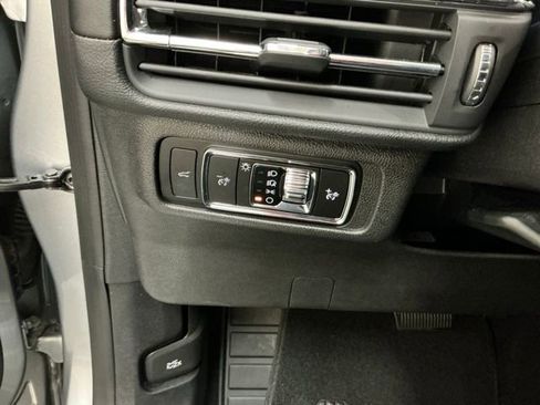 Used 2023 Lincoln Corsair FWD image 20