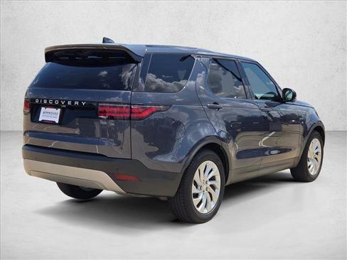 Certified 2025 Land Rover Discovery S AWD/4WD image 5