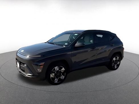 Used 2025 Hyundai Kona SEL image 8