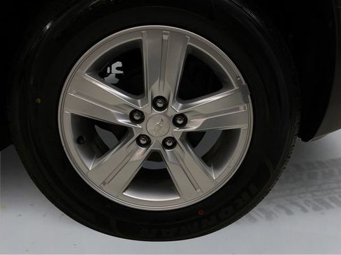 Used 2016 Chevrolet Trax LT w/ LT Convenience Package image 17