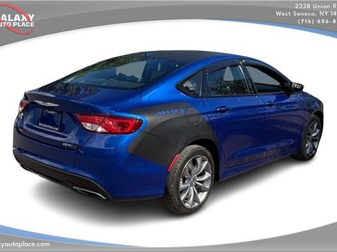 Used 2016 Chrysler 200 S AWD/4WD image 5