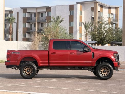 Used 2022 Ford F250 Lariat w/ Black Appearance Package AWD/4WD image 2
