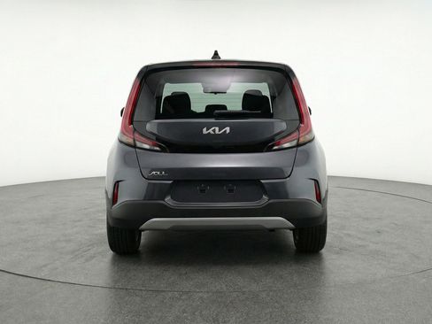 Used 2025 Kia Soul LX w/ LX Technology Package FWD image 7