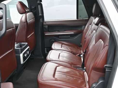 Used 2024 Ford Expedition Max Limited image 35