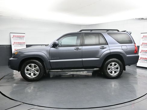 Used 2008 Toyota 4Runner SR5 image 5