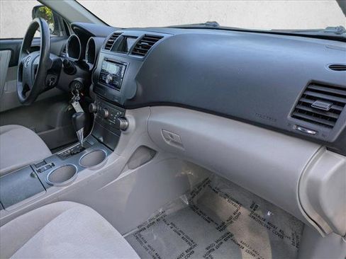 Used 2009 Toyota Highlander 2WD image 19