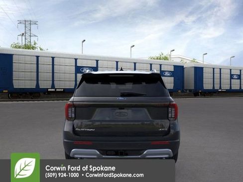 New 2026 Ford Explorer Platinum image 7