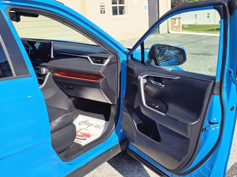 Used 2019 Toyota RAV4 Adventure AWD/4WD image 28