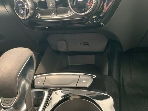 New 2026 Chevrolet Trax LT image 18