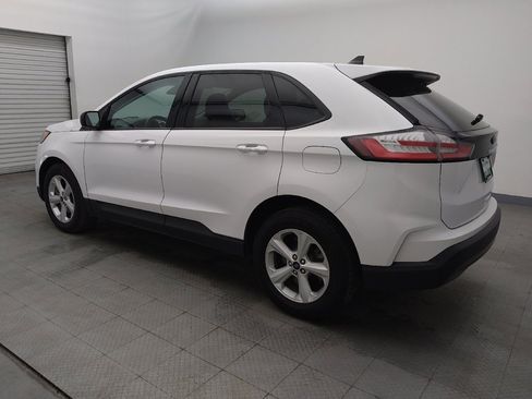Used 2022 Ford Edge SE image 3