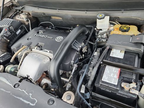 Used 2019 Buick Envision Premium w/ Driver Confidence Package image 16