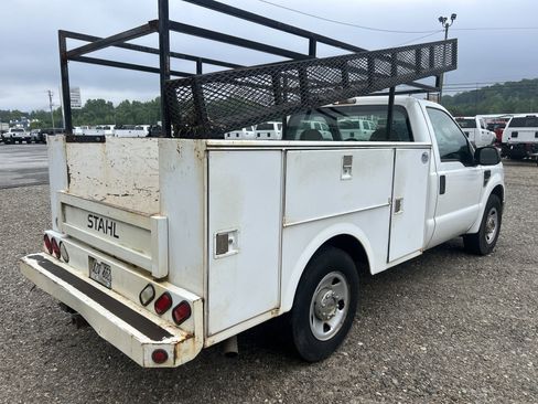 Used 2008 Ford F250 XL RWD image 6