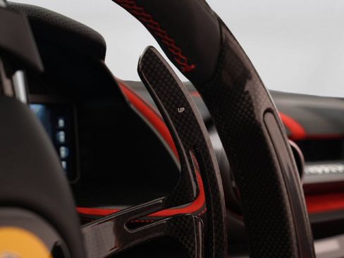 Used 2022 Ferrari 812 GTS RWD image 42