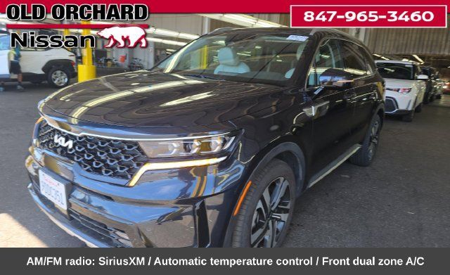 Used 2023 Kia Sorento SX Prestige w/ Panoramic Sunroof Package AWD/4WD image 2