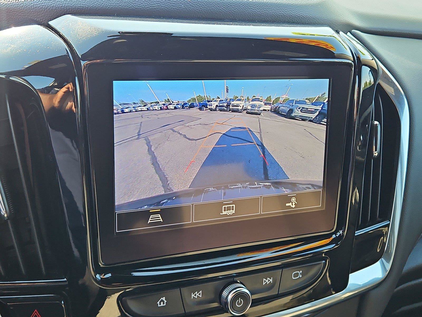 Used 2023 Chevrolet Traverse LT w/ LPO, Floor Liner Package AWD/4WD image 27