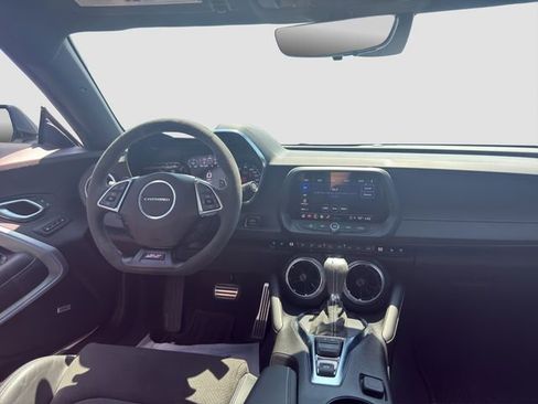 Used 2023 Chevrolet Camaro SS RWD image 17