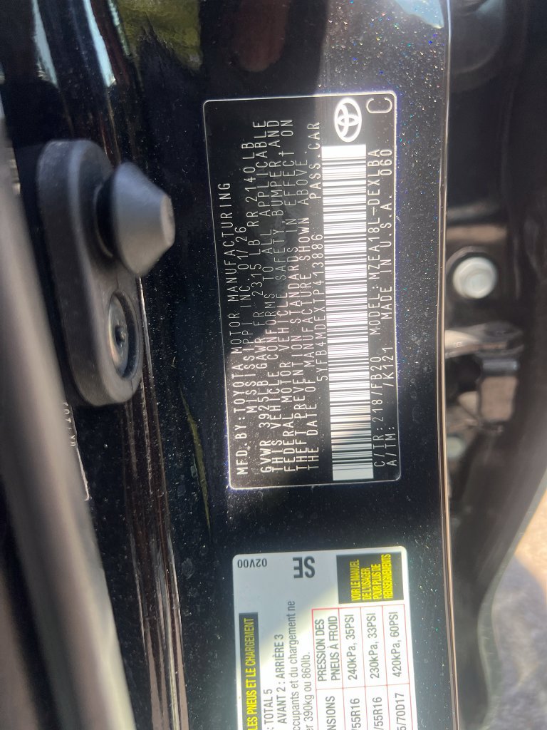 Used 2026 Toyota Corolla LE FWD image 30