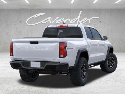 New 2026 Chevrolet Colorado ZR2 w/ Technology Package AWD/4WD image 4