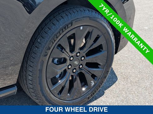 Used 2025 Ford Expedition Max Platinum w/ Stealth Appearance Package AWD/4WD image 13