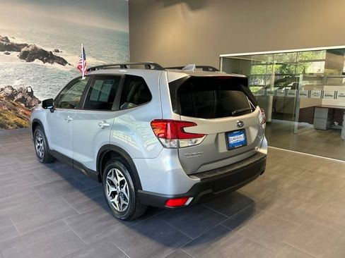Used 2023 Subaru Forester Premium AWD/4WD image 37