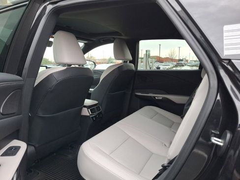 Used 2023 Lexus RX 350 AWD image 4