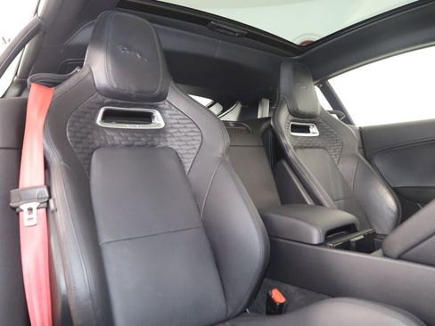 Used 2021 Jaguar F-TYPE Coupe RWD image 15