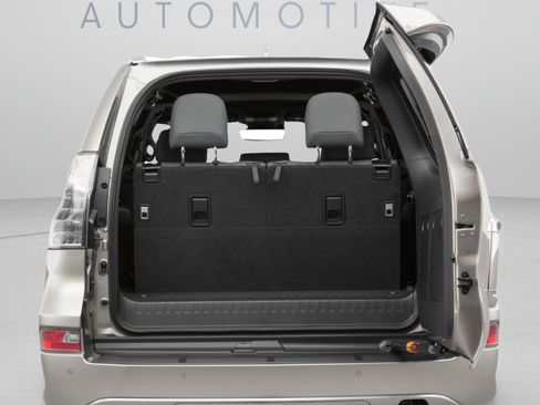 Used 2020 Lexus GX 460 Premium w/ Premium Package AWD/4WD image 30