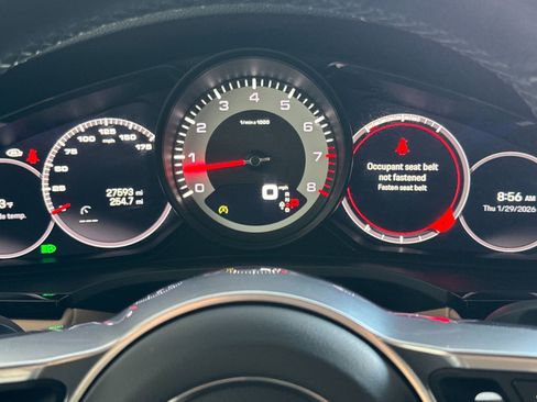 Certified 2022 Porsche Cayenne Coupe image 30