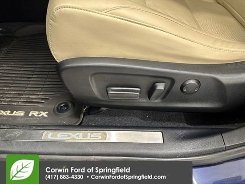 Used 2021 Lexus RX 350L Premium w/ Premium Package image 35