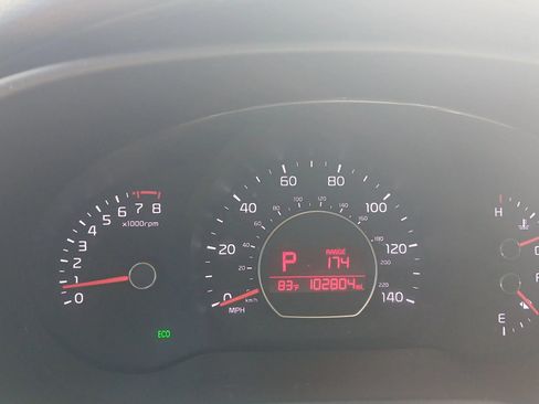 Used 2018 Kia Soul FWD image 25