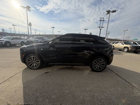 Used 2025 Cadillac XT4 Sport image 16