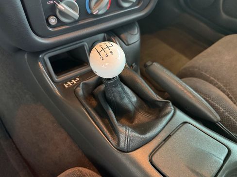 Used 1999 Pontiac Firebird Formula RWD image 22