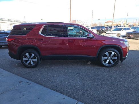 Used 2018 Chevrolet Traverse LT image 6