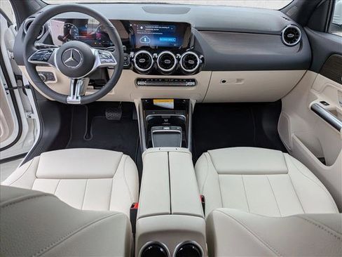 New 2026 Mercedes-Benz GLA 250 image 13
