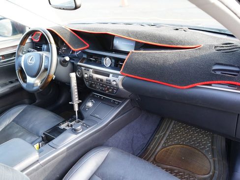 Used 2014 Lexus ES 350 FWD image 21