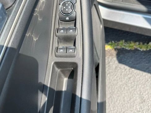 Used 2022 Ford Edge SEL AWD/4WD image 13