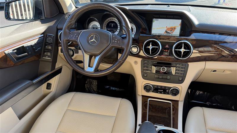 Used 2015 Mercedes-Benz GLK 350 4MATIC image 15