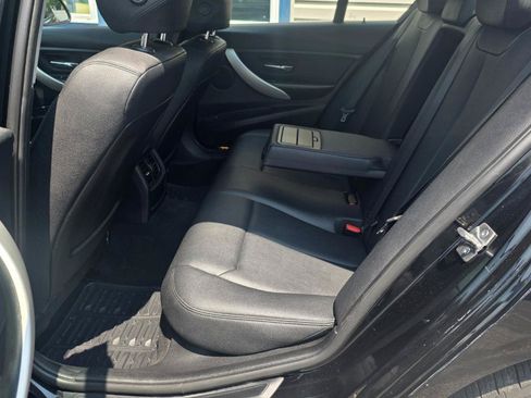 Used 2014 BMW 320i xDrive Sedan AWD/4WD image 29