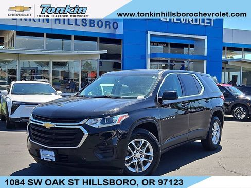 Used 2018 Chevrolet Traverse LS AWD/4WD image 1