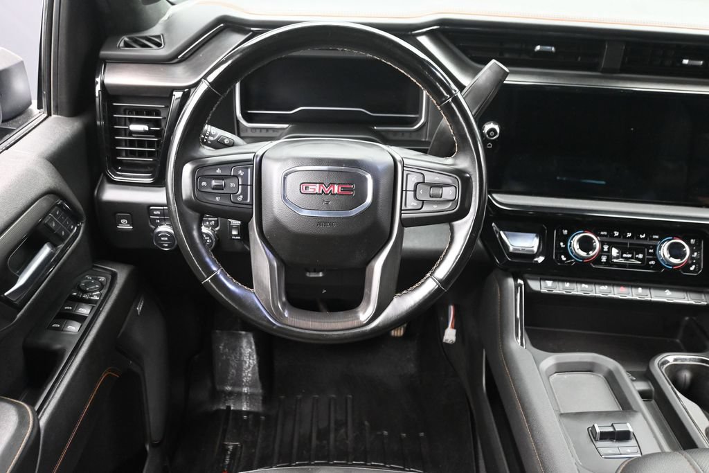 Used 2024 GMC Sierra 3500 AT4 w/ AT4 Premium Plus Package AWD/4WD image 12