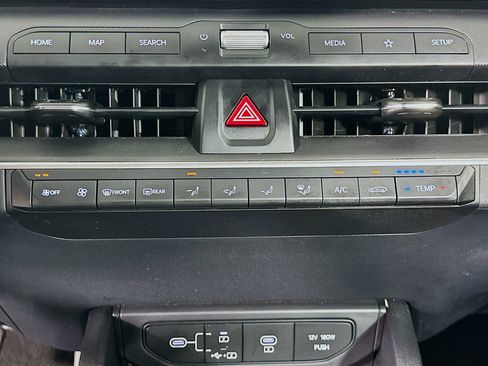 Used 2025 Kia K4 FWD image 24