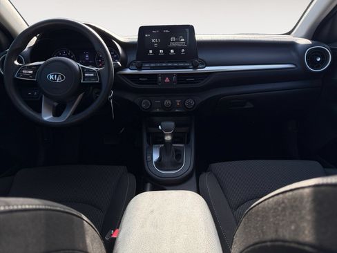 Used 2020 Kia Forte LXS FWD image 11